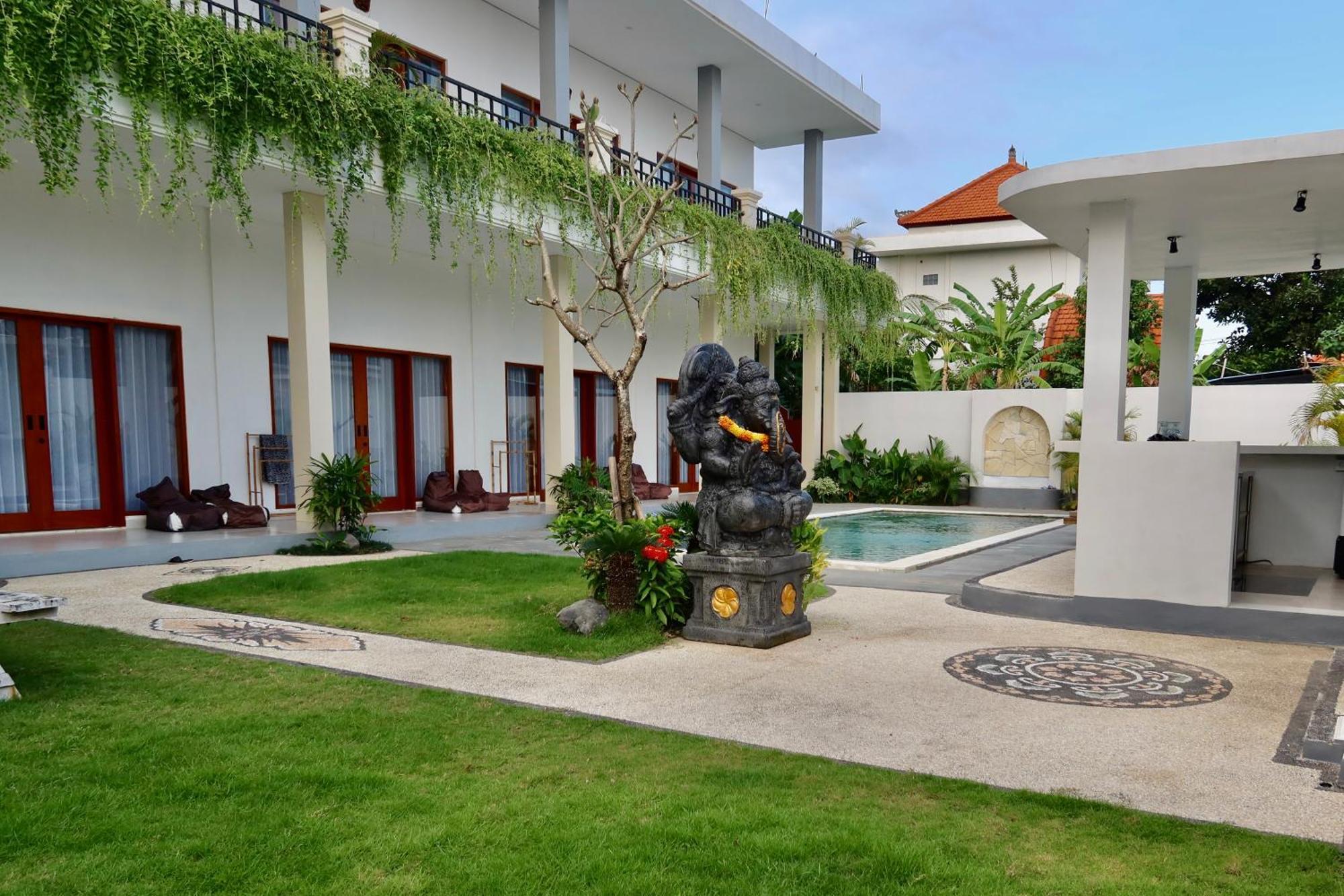 Palm&Ocean Canggu Buitenkant foto